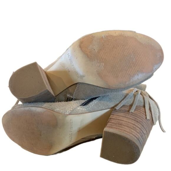 Marc fisher booties tan suede size 6 block chunky heels 3.5” side fringe - Picture 2 of 6